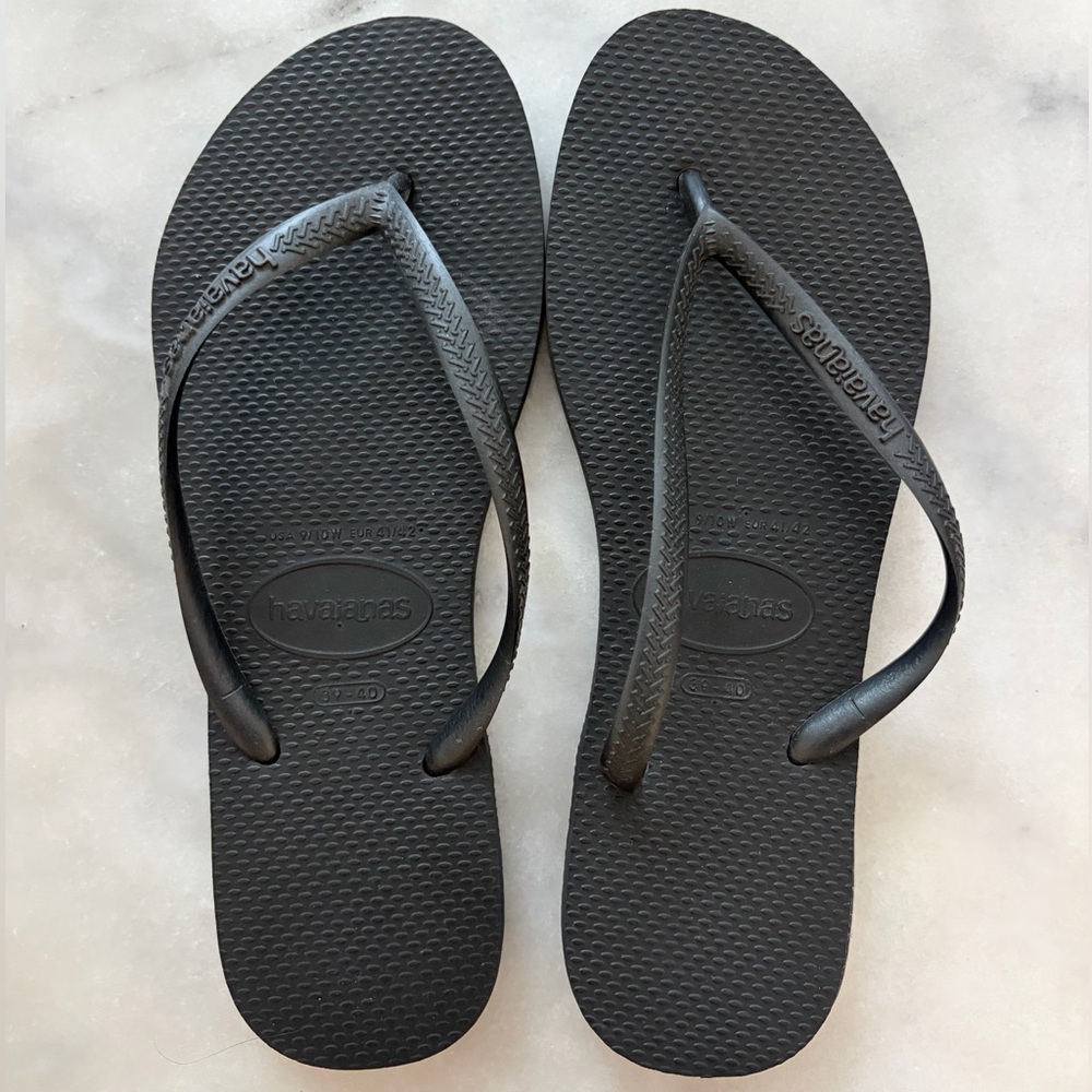 Havaianas Women's Thin Strap Flip Flops - Black Size 39/40